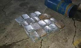 Son capturados dos vendedores de droga en Las Ma�anitas