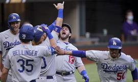 Los Dodgers de Los Angeles ganan la Serie Mundial después de 32 años