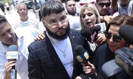 Farruko lanza nuevo disco en medio de incertidumbre judicial