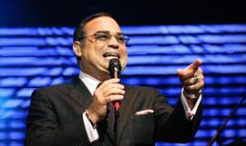 Gilberto Santa Rosa Samy y Sandra, lo mejor para ustedes en Via