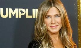 Jennifer Aniston, una mam casi 50 aitos