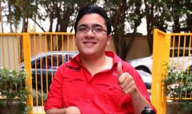 Juanpi Dolande presenta su primer libro