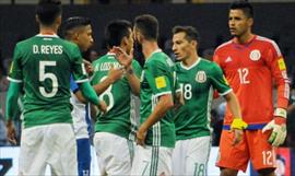 Chicharito Hernndez regresa a los entrenamientos