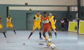 Comienza la accin del quinto Campeonato Nacional de Ftsal