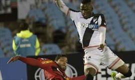 Juan Aurich va con ánimo por el piso a visitar al Santos de Brasil