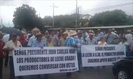 La gente de Pacora sali a protestar exigiendo el suministro de agua potable