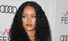 Rihanna lanz su nueva lnea de lencera