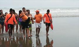 Continan con la bsqueda de venezolano desaparecido en las aguas del lago de Cerro Azul