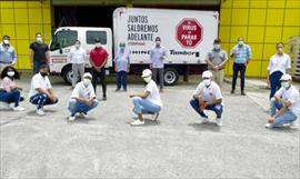Tambor, S.A. premia a los conductores de camiones HINO que han transportado carga vital durante la emergencia