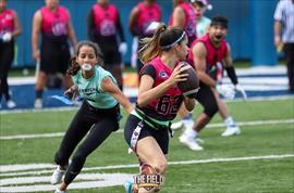 Fuera de las canchas de Flag football Yomatsy Hazlewood