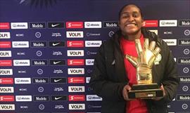 La panamea Yenith Bailey es Guante de Oro y campeona con su equipo en Paraguay
