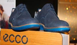 Boutique ECCO lanza sus nuevas zapatillas FLEXURE T-Cap