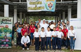 Ms de 3 mil personas se benefician en Almirante  del proyecto de electrificacin rural