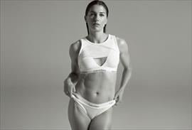 Calvin Klein celebra el Orgullo a través de la autoexpresión sensual en la campaña Let It Out
