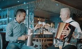 Sr Loop estrena video musical de El Mono y La Culebra