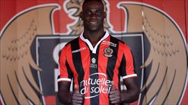 Balotelli choc vehculo de su representante