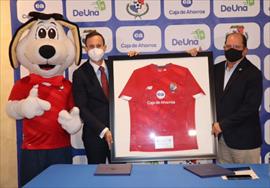 REEBOK Y FEPAFUT presentan nueva camiseta oficial de selecciones nacionales para este 2023