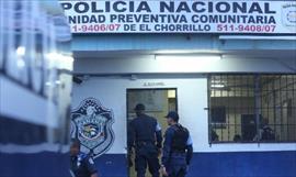 Comisionado de la DIJ explic los peligros de las redes sociales