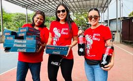 El Sistema Coca-Cola inaugur la nueva lnea de produccin de botella universal de plstico retornable