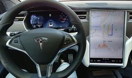 Caen las cotizaciones de Tesla