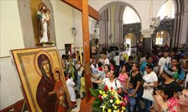 La Cruz Peregrina y el cono de la Virgen Mara sern recibidas por los panameos