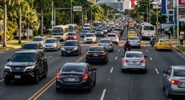 Loeb gana la octava etapa y toma el liderazgo general