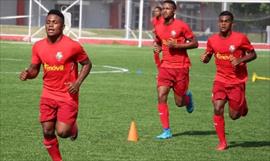 Continan preparndose la preseleccin femenina de ftbol