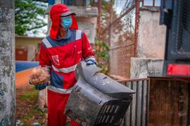 La Alcalda de La Chorrera recibe contenedores de reciclaje por parte de Veolia  Panam impactando al programa Municipio Verde