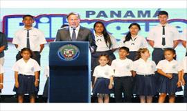 Presidente Varela convers con docentes bilinges que se encuentran en Atlanta