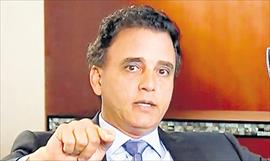Gerardo Solís critica al presidente Varela