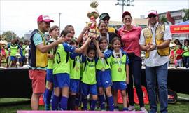 Se celebra la Primera edicin del Mundial #Golerinas Sub-17 Copa Suave Active Care