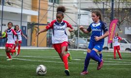 Impulsan el ftbol femenino en Panam