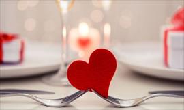 Consejos de Josephine Skriver para celebrar el Día de los Enamorados