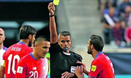 Despiden a tcnico de la MLS despedido por insultos a arbitro panameo