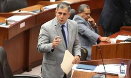 Embajador de Panam en Espaa renuncia a la Presidencia del PP
