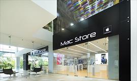 Mac Store abre sus puertas en Albrook Mall pasillo del Koala