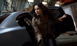 Personajes femeninos podrían protagonizar el nuevo film de ‘Star Trek’