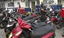 En plena cuarentena cientos de motorizados en protesta por mejores sueldos