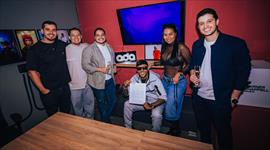 Mr. Saik y Margarita Henr�quez fueron condecorados