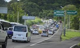 Secretario Ejecutivo de CONADES preside proceso de licitacin