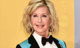 Olivia Newton-John Yo la uso para el dolor y tiene tambin propiedades curativas