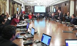 Cientfico panameo dicta conferencia sobre la medicina de gnero
