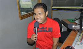 Roberto Datito Rivero inicia tratamiento para que le crezca el cabello