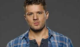 Ryan Phillippe mejorando cada da ms de la fractura en su pierna