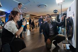 Samsung y Microsoft convierten en tctil tu mesa con el lanzamiento del Samsung SUR40
