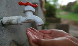 Salieron a la calle a protestar por el mal estado de las vas y la falta de agua