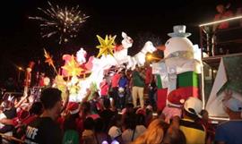 Realizaron desfile Navidad en Familia en San Miguelito