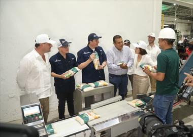 Procesadora de Granos Chiricanos y su marca Miró renuevan su compromiso con el desarrollo del sector agropecuario