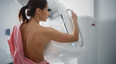 /vidasocial/astrazeneca-continua-trazando-caminos-para-transformar-destinos-en-el-abordaje-del-cancer-de-mama-y-vejiga/107069.html