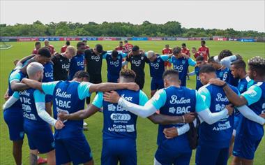 Grupo completo para el primer objetivo: ganar en Belice